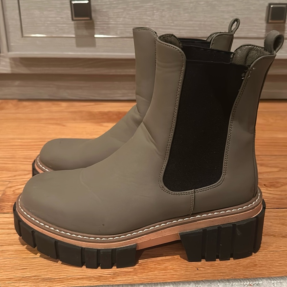 Lug Sole Boots from Budapest